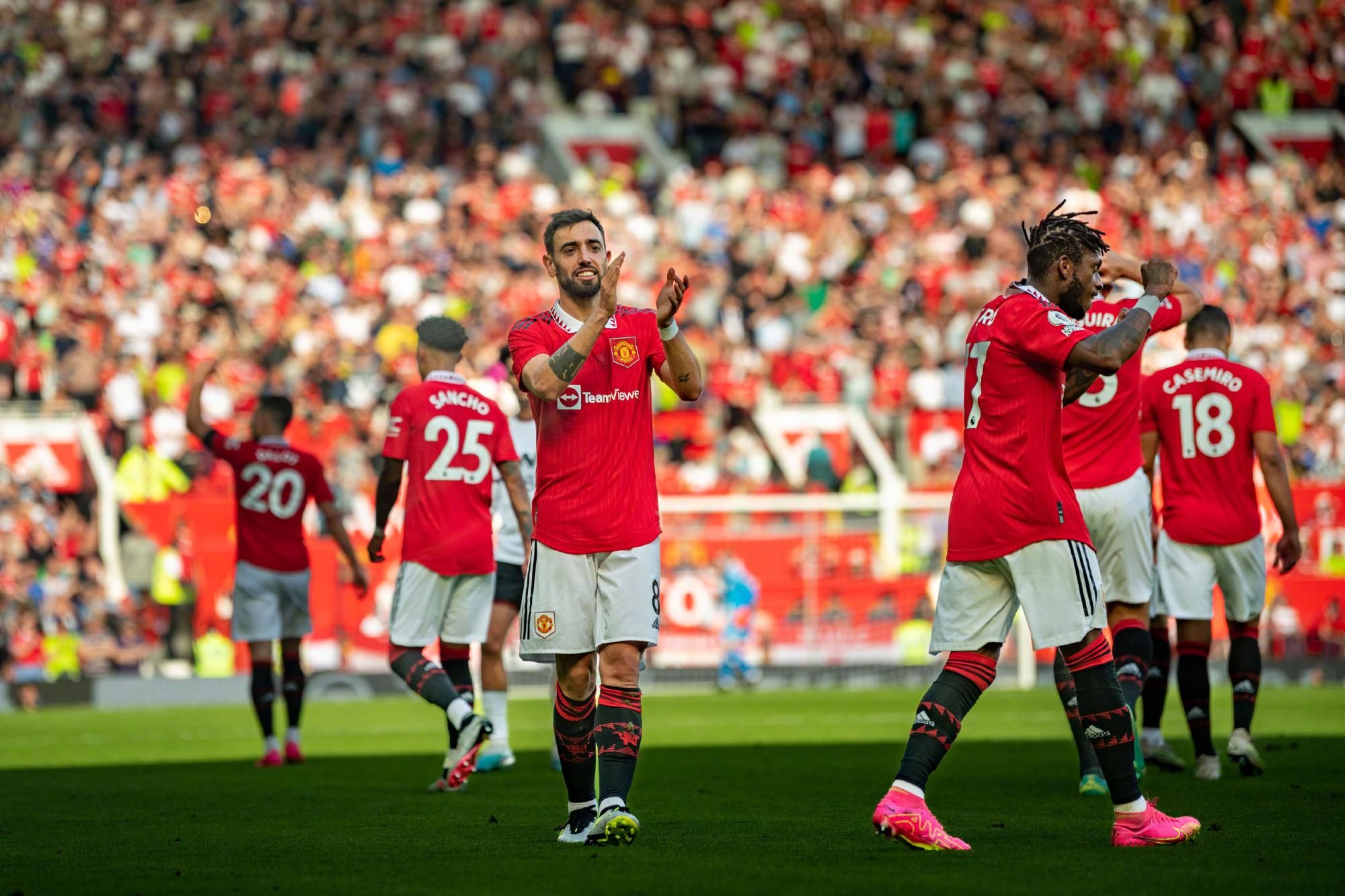 也表現出沃 也表現出沃